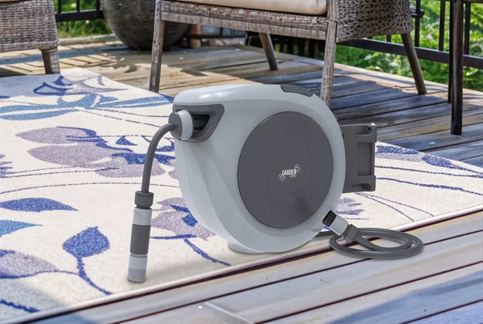 Automatinis sodo žarnos laikiklis su žarna 30 m + 2 m