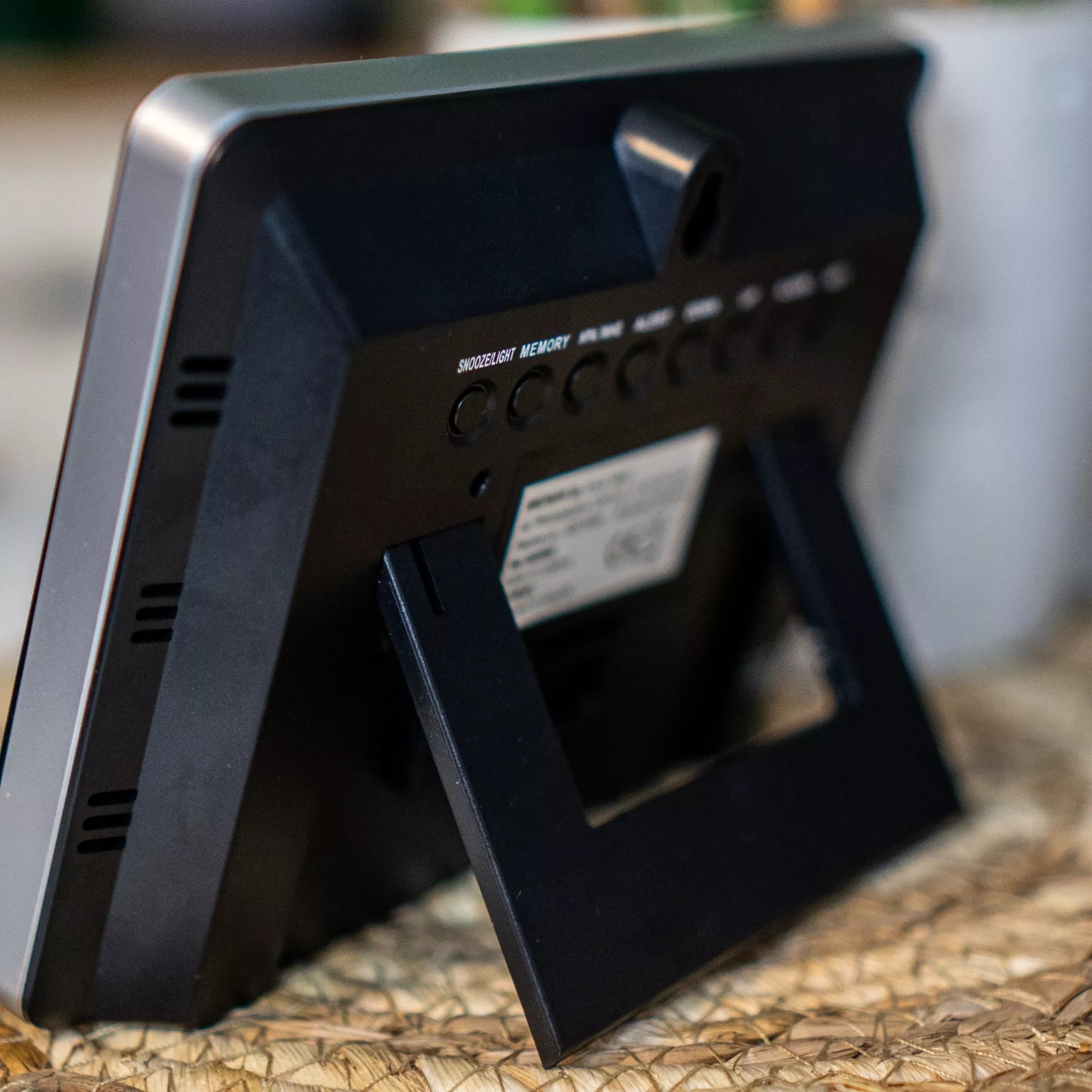 Meteorologinė stotis RCC – Elektroninė, bevielė, jutiklinė, juoda