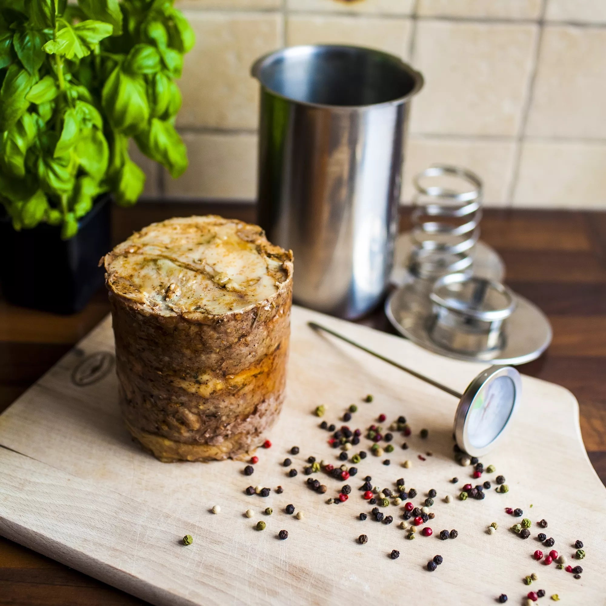 Slėginė kumpio viryklė 1,5 kg su termometru ir maišeliais